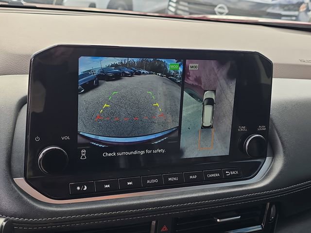 Certified 2022 Nissan Rogue Platinum w/ Head-Up Display Package image 27