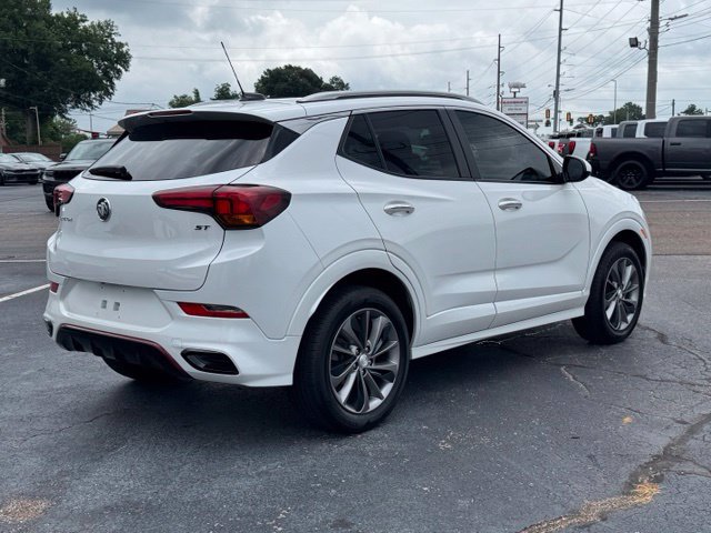 Used 2022 Buick Encore GX Select w/ Sport Touring Package AWD/4WD image 5