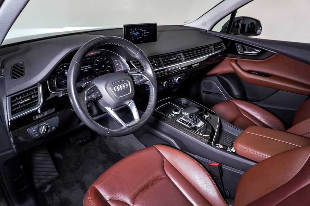 Used 2019 Audi Q7 3.0T Premium Plus w/ Premium Plus Package AWD/4WD image 19
