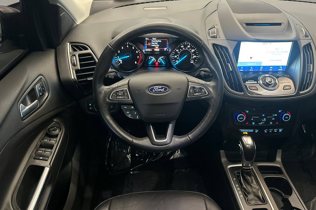 Used 2018 Ford Escape Titanium w/ Ford Safe & Smart Package FWD image 14