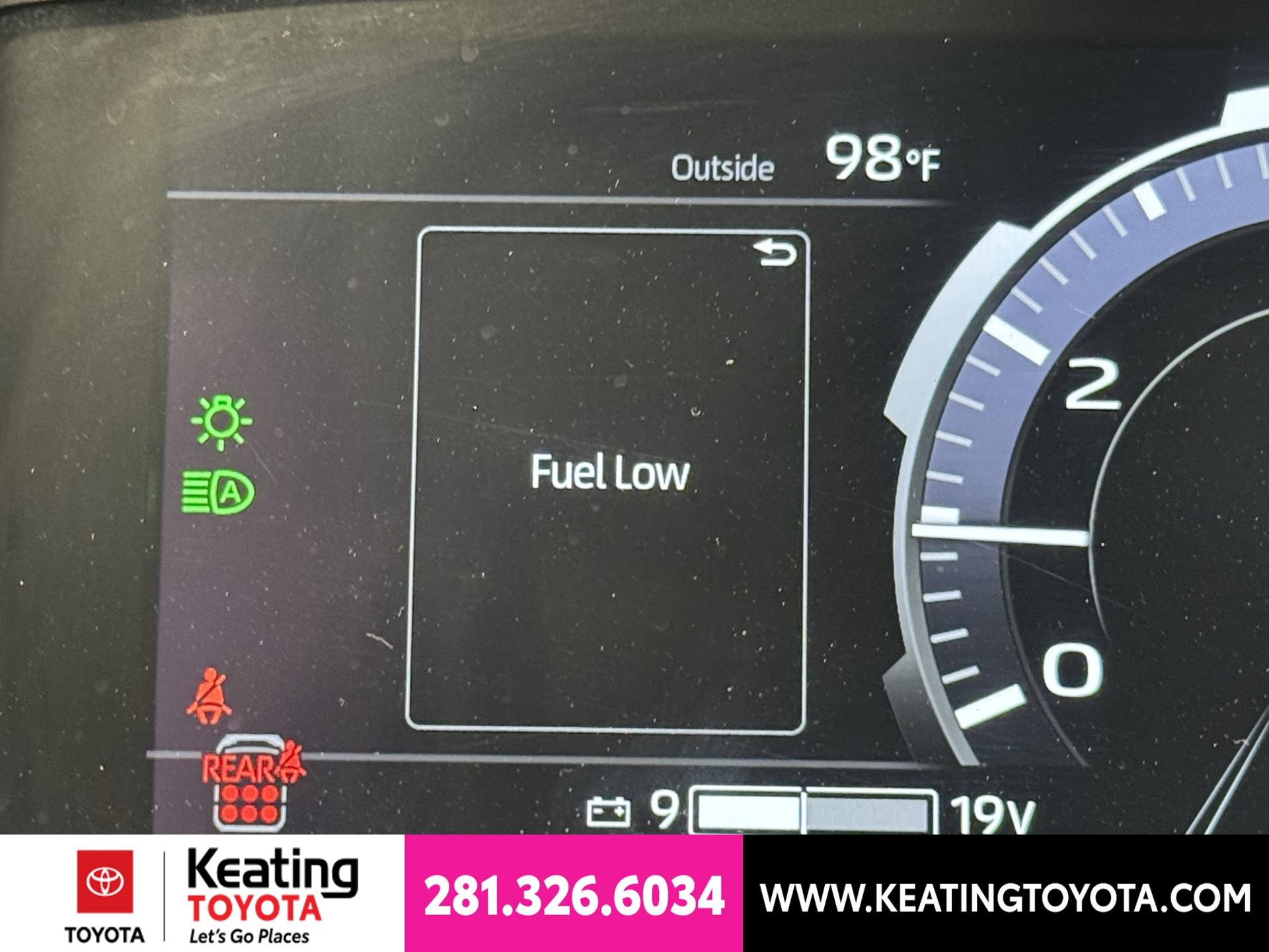 Certified 2025 Toyota Sequoia SR5 AWD/4WD image 28
