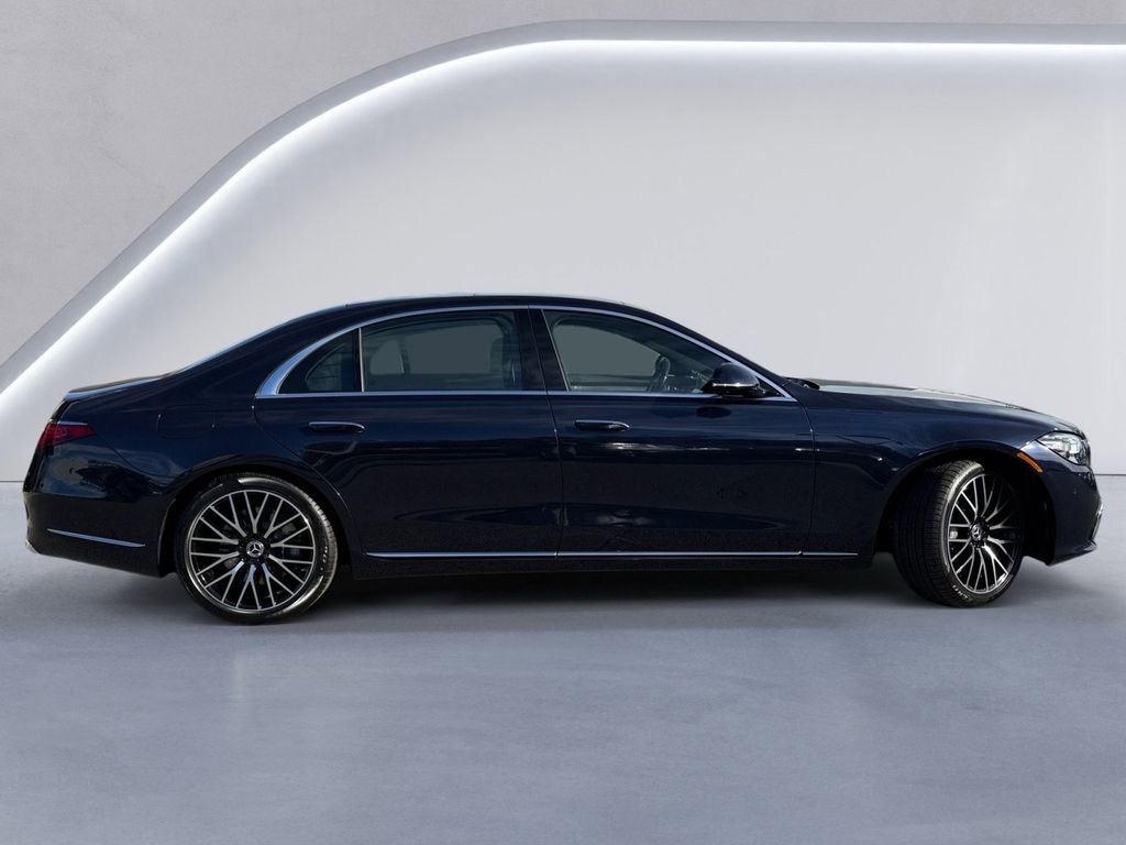 New 2026 Mercedes-Benz S 580 4MATIC Sedan image 3