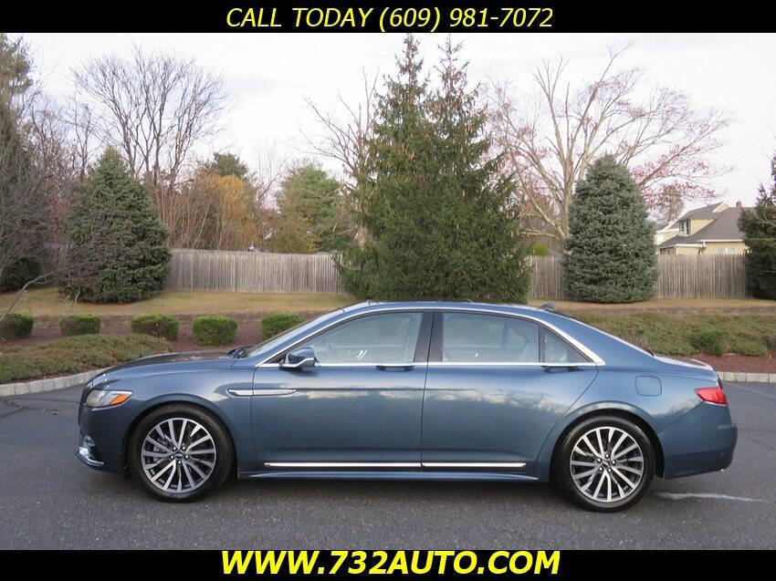 Used 2018 Lincoln Continental Select w/ Continental Climate Package image 2