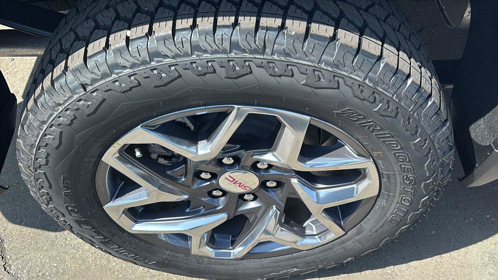New 2026 GMC Sierra 1500 SLT w/ SLT Premium Plus Package AWD/4WD image 11