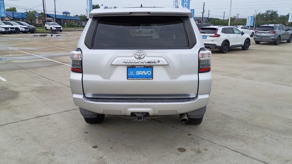 Used 2015 Toyota 4Runner SR5 RWD image 8