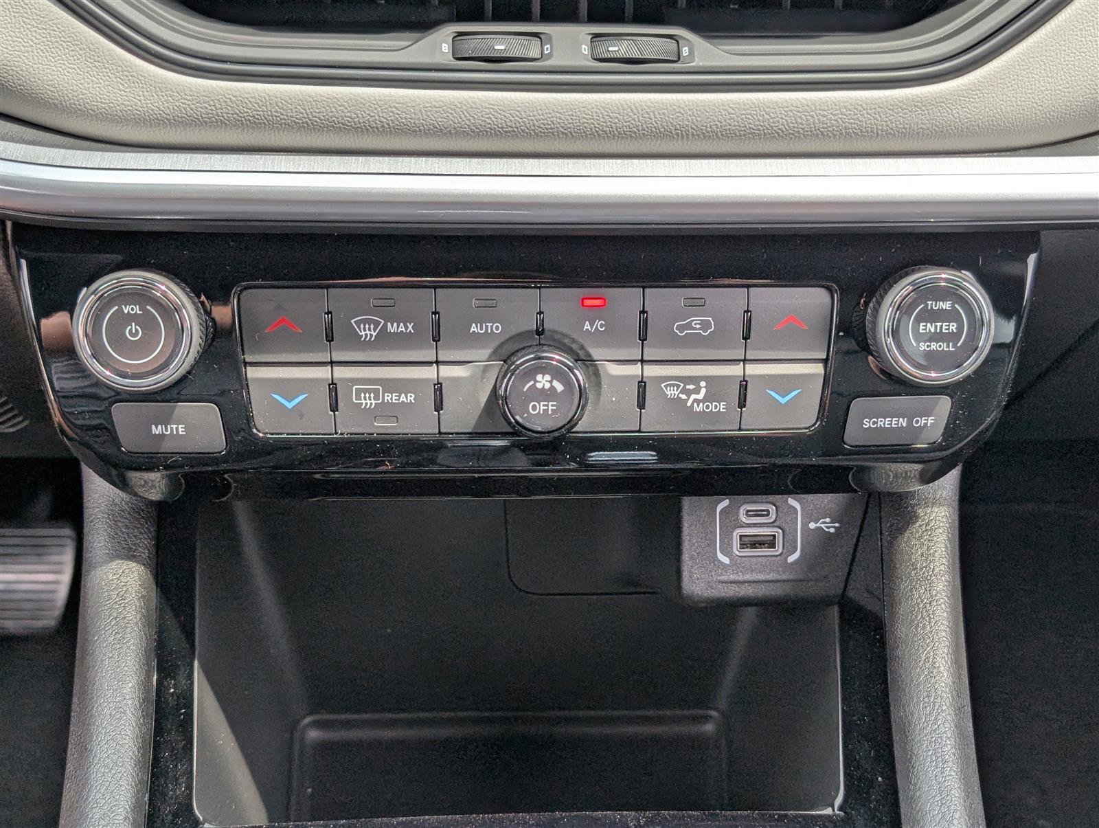 New 2025 Jeep Compass Limited w/ Elite Group AWD/4WD image 22