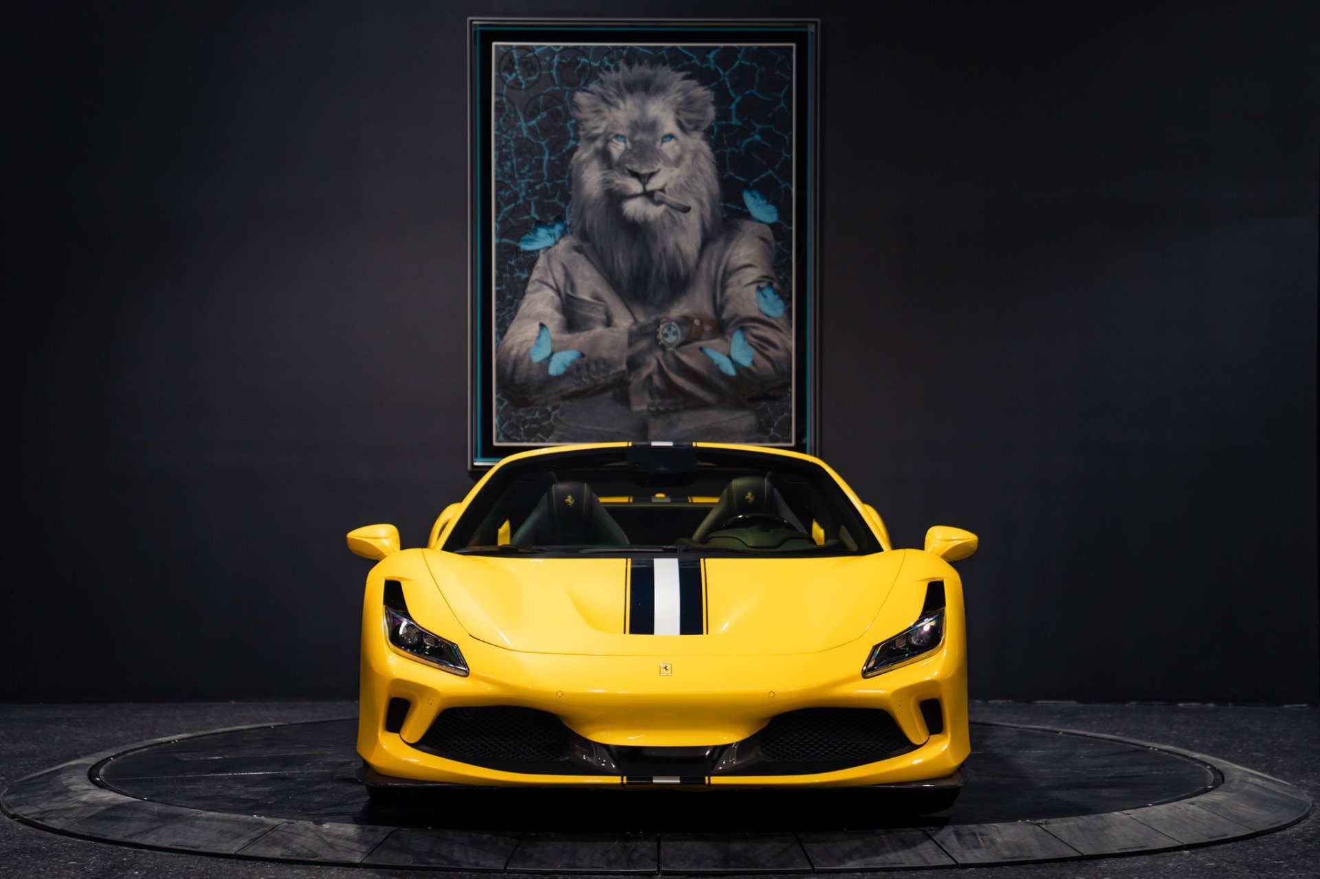 Used 2021 Ferrari F8 Tributo RWD image 7