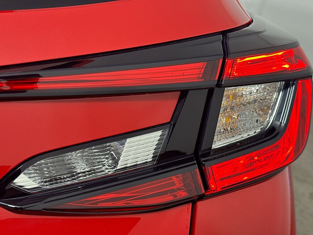 Certified 2025 Subaru Crosstrek 2.0i Premium image 32