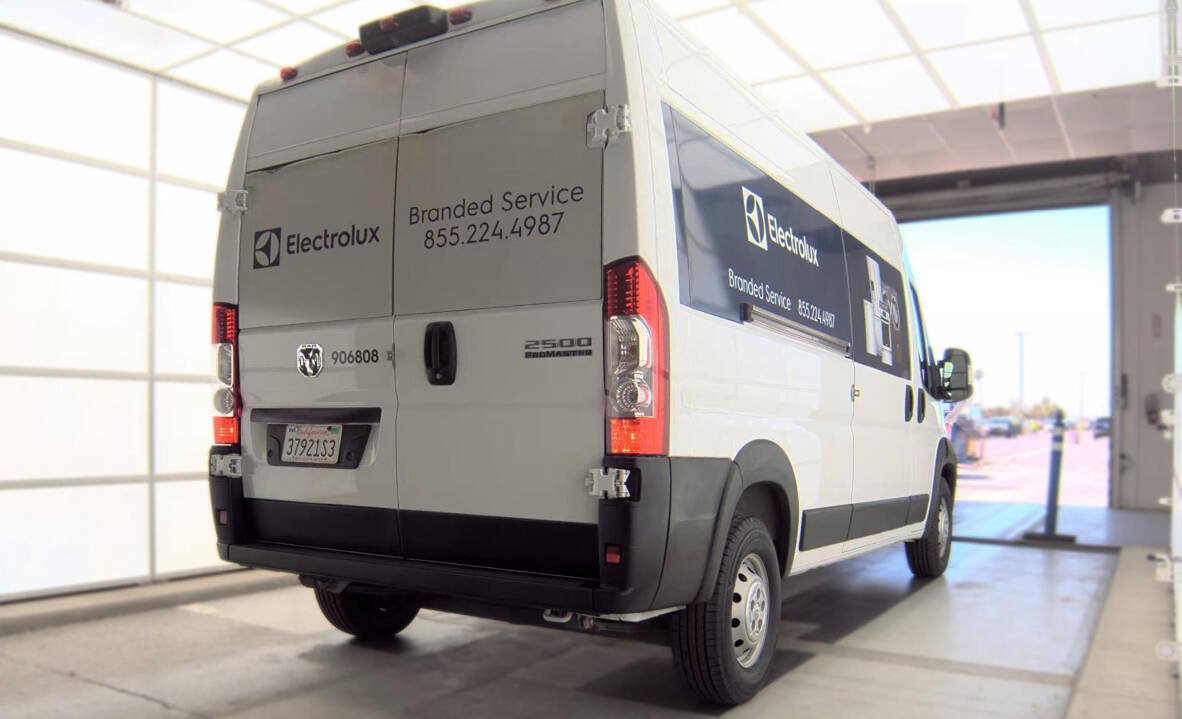 Used 2023 RAM ProMaster 2500 FWD image 2