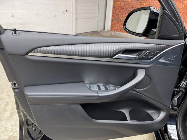 Certified 2023 BMW X4 xDrive30i w/ M Sport Package image 10