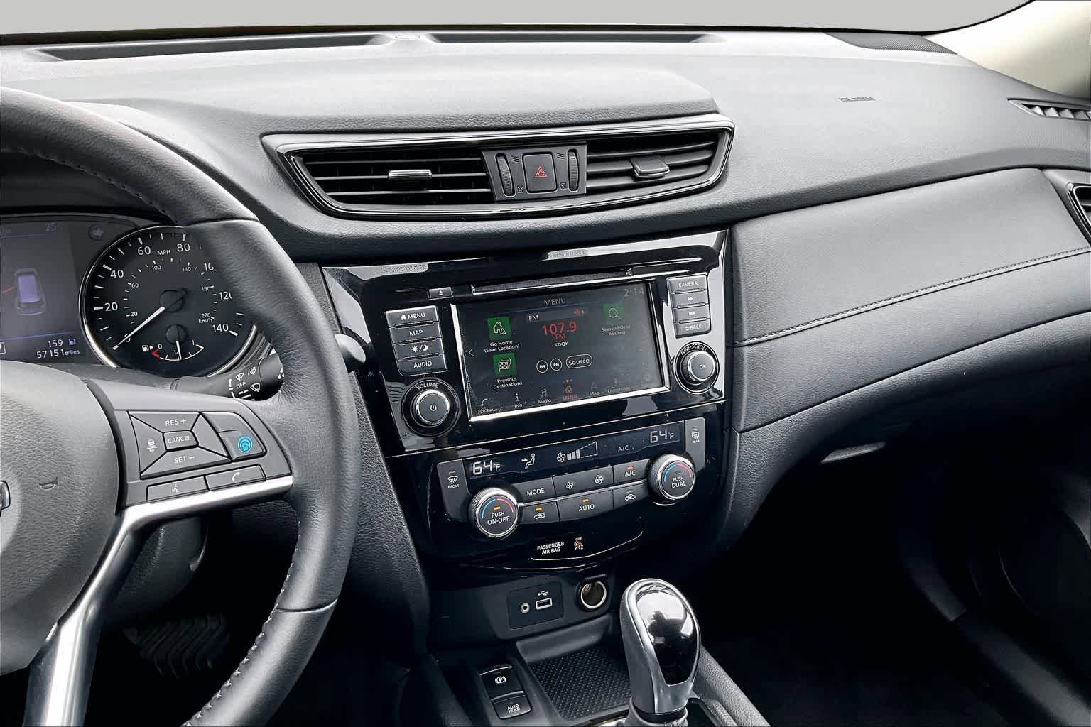 Used 2020 Nissan Rogue SV w/ Premium Package AWD/4WD image 6