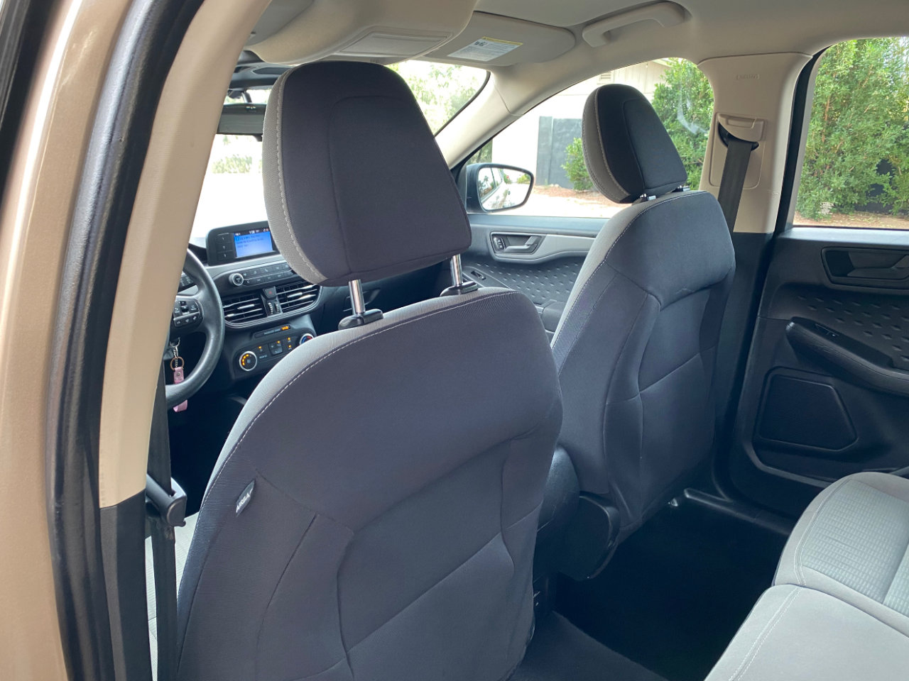 Used 2020 Ford Escape S image 40