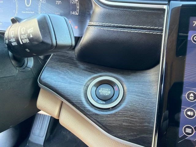 Used 2021 Jeep Grand Cherokee L Limited AWD/4WD image 21