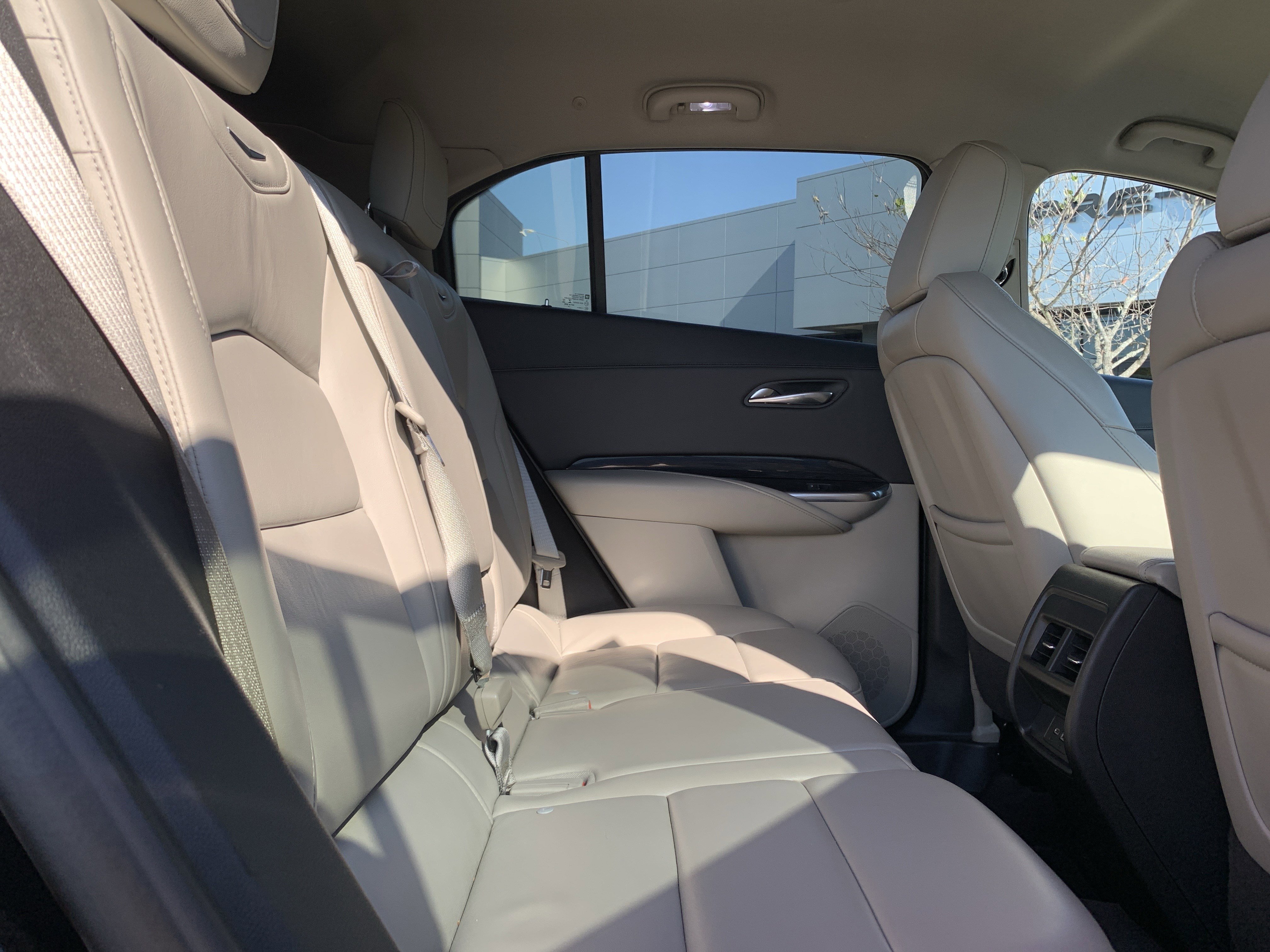 Used 2020 Cadillac XT4 Premium Luxury image 33