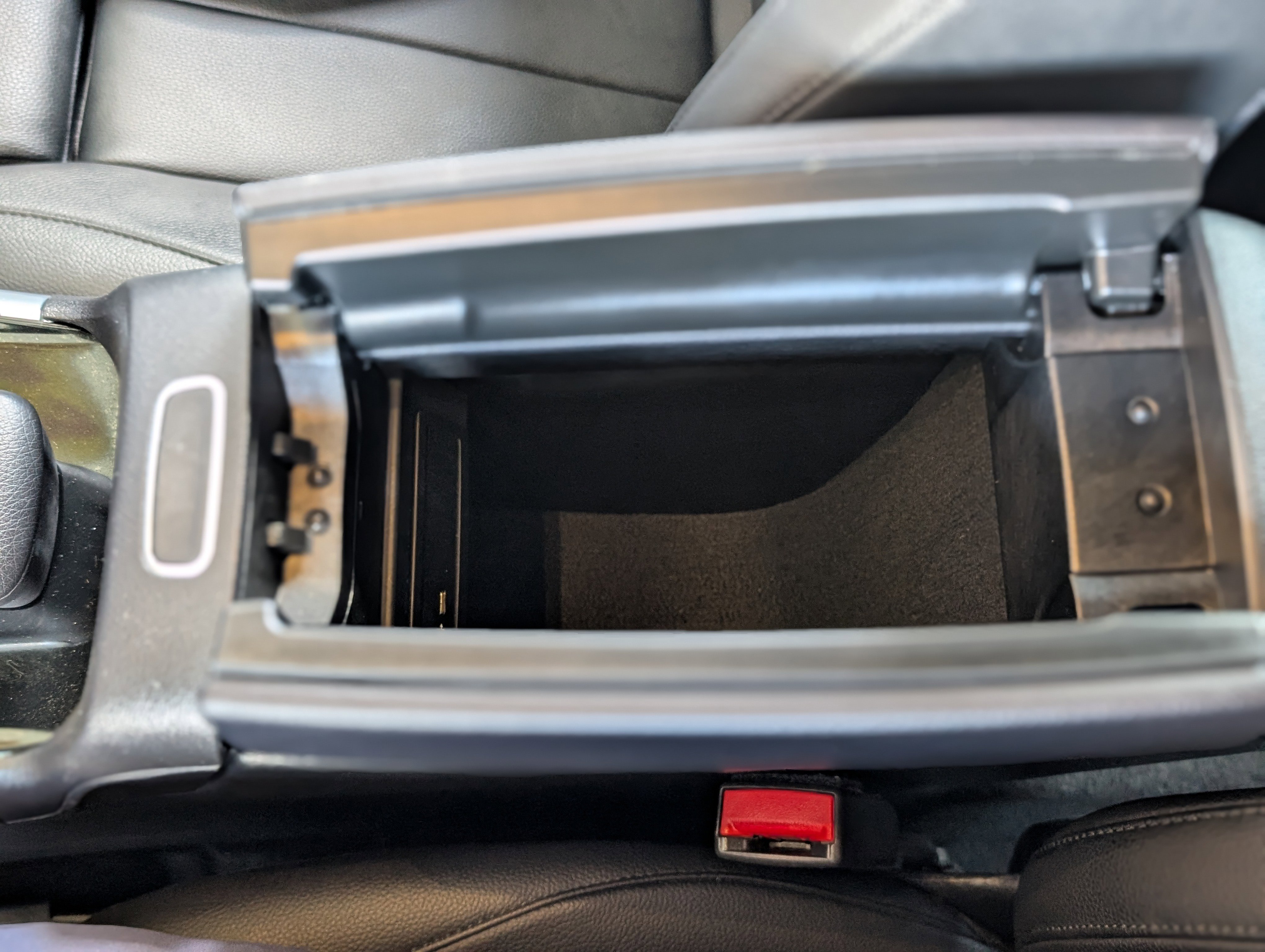 Used 2023 Mercedes-Benz GLB 250 4MATIC image 27