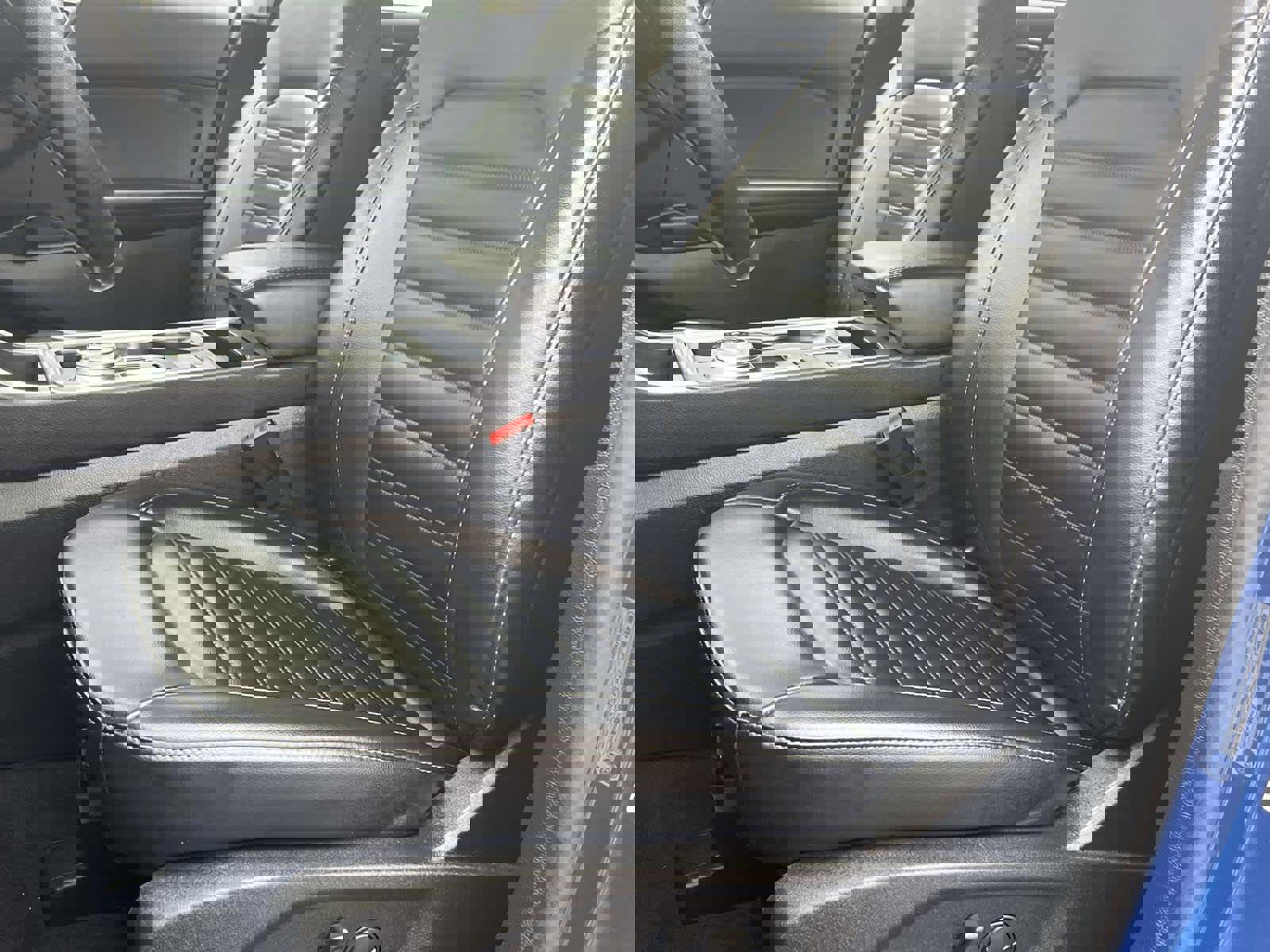 Used 2023 Ford Edge SEL image 12