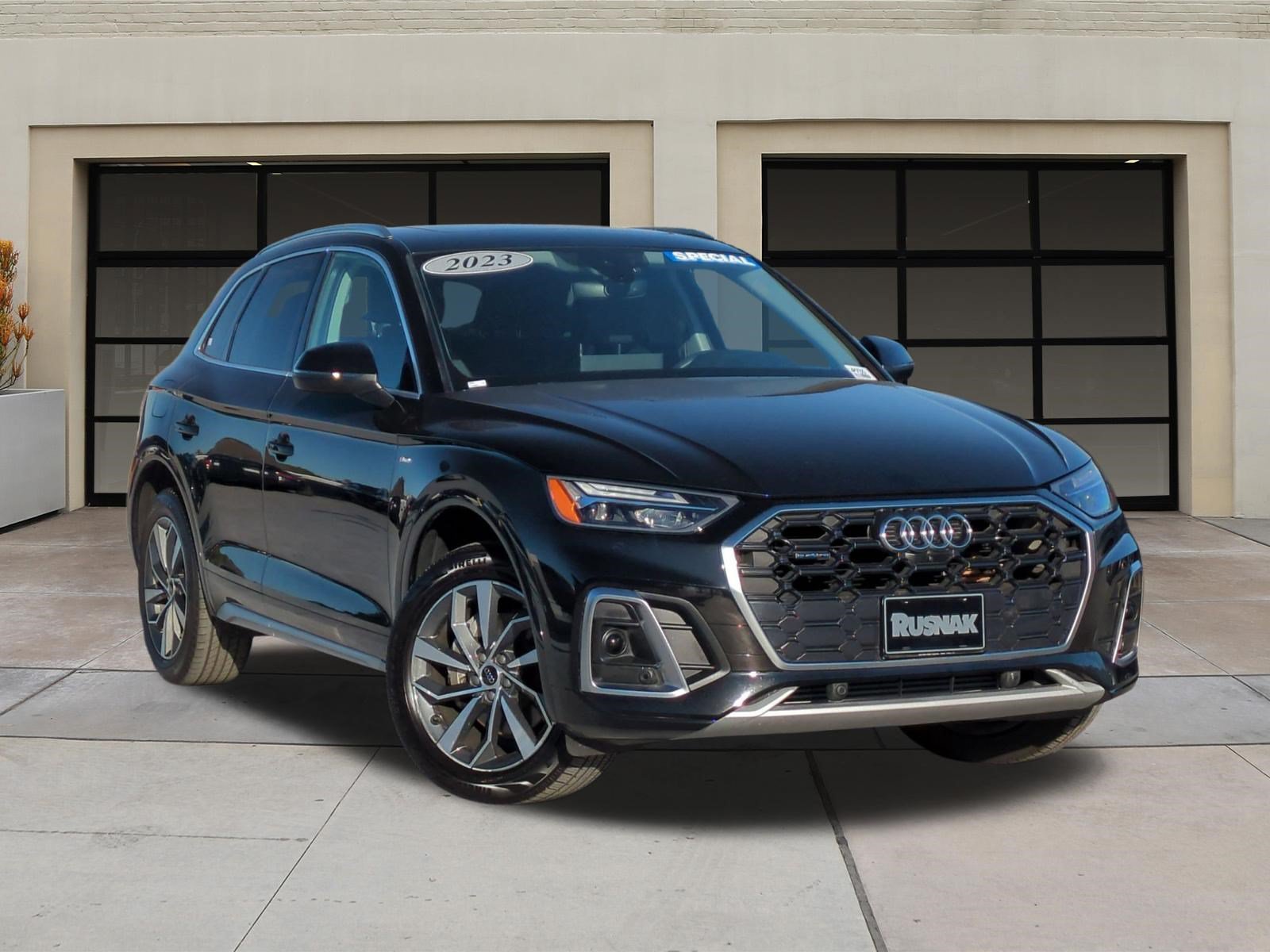 Used 2023 Audi Q5 2.0T Premium Plus w/ Premium Plus Package AWD/4WD image 32