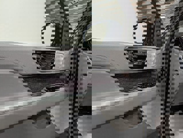 Used 2021 Lincoln Navigator Reserve w/ Luxury Package image 17