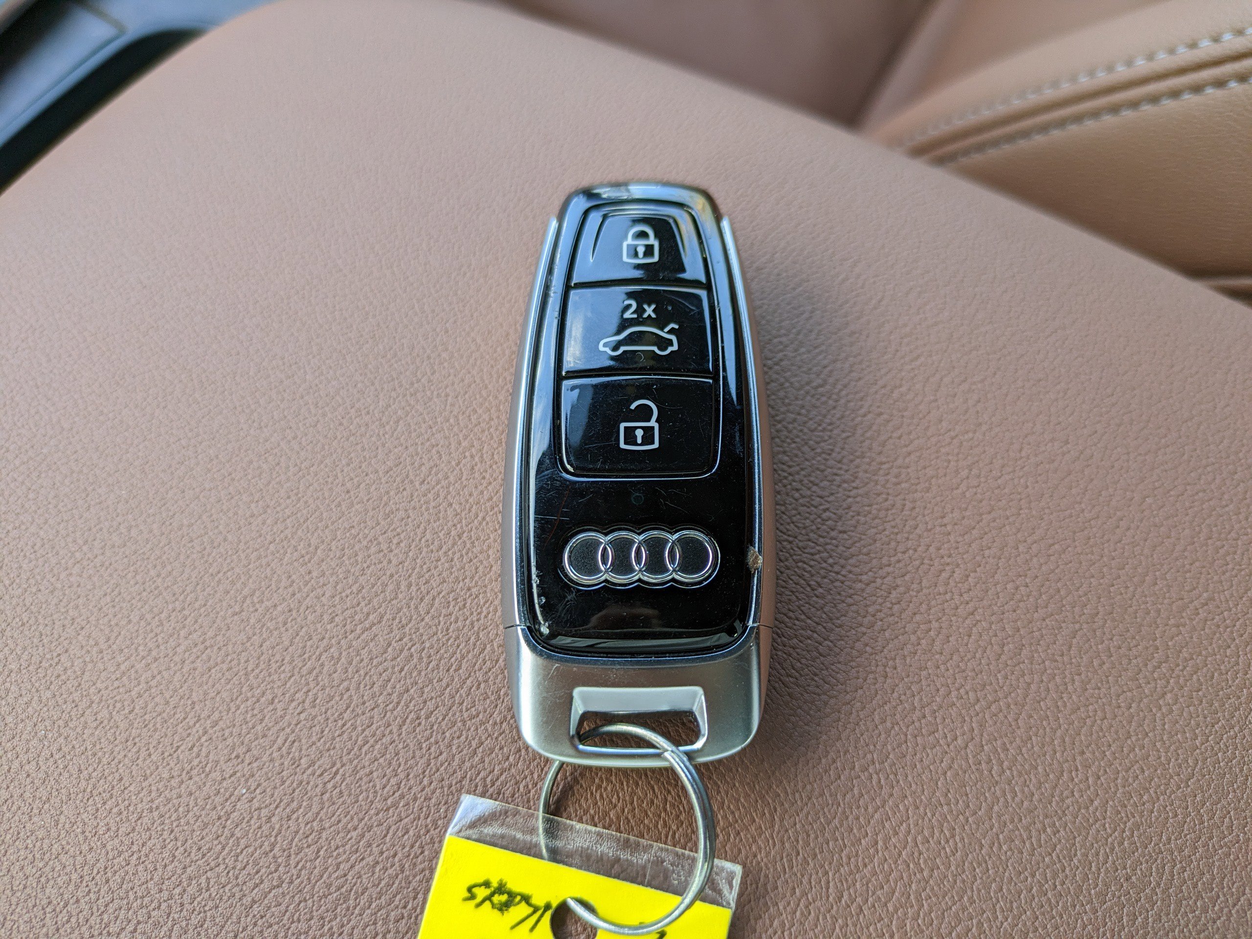 Used 2025 Audi Q8 Premium w/ Convenience Package image 36