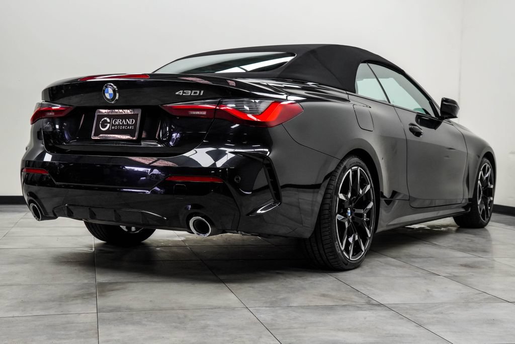 Used 2026 BMW 430i Convertible RWD image 13