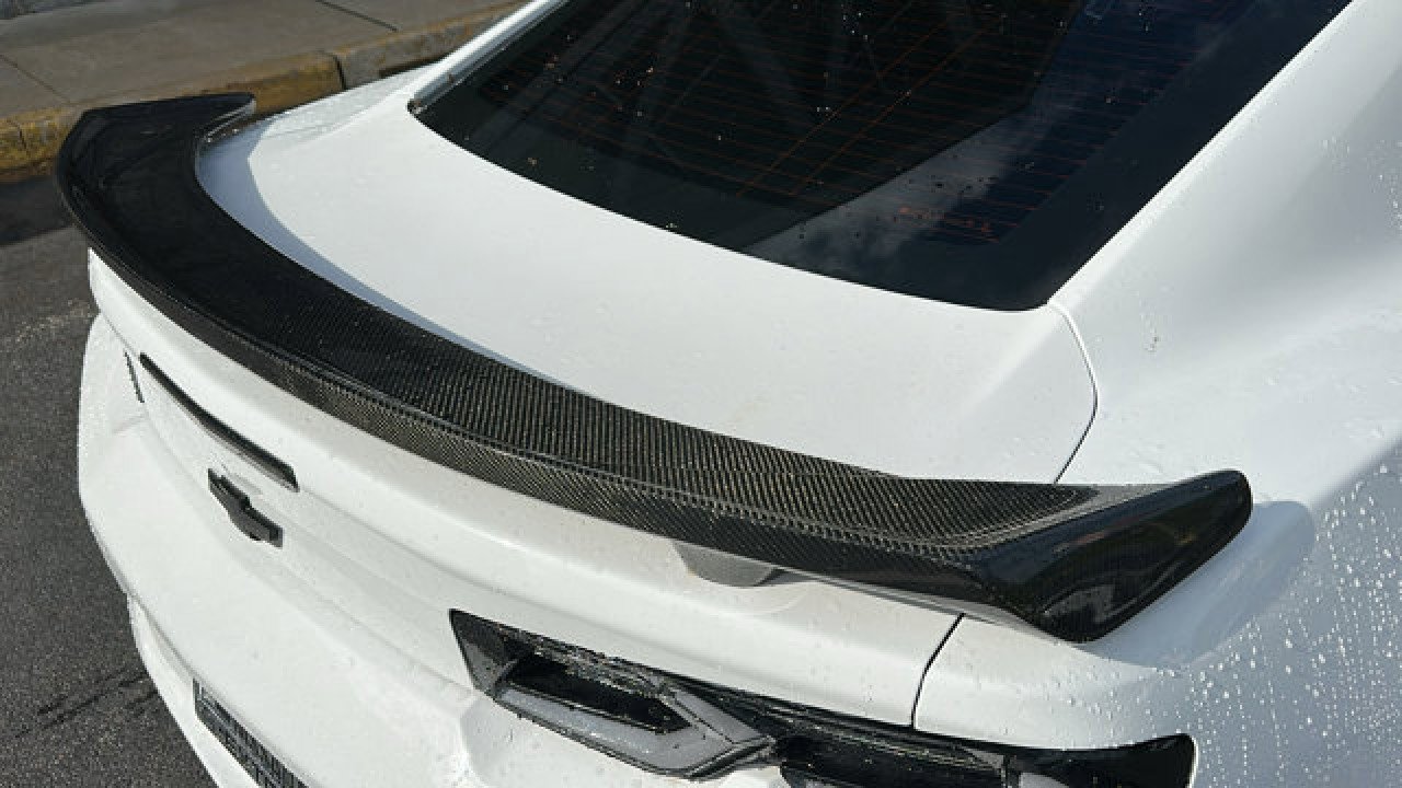 Used 2019 Chevrolet Camaro ZL1 image 10