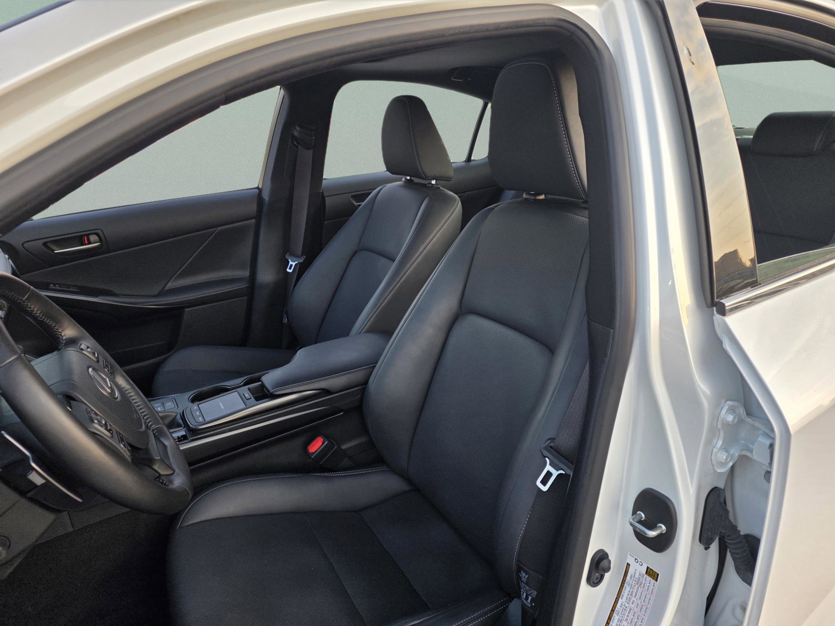 Used 2024 Lexus IS 300 w/ Premium Package image 29