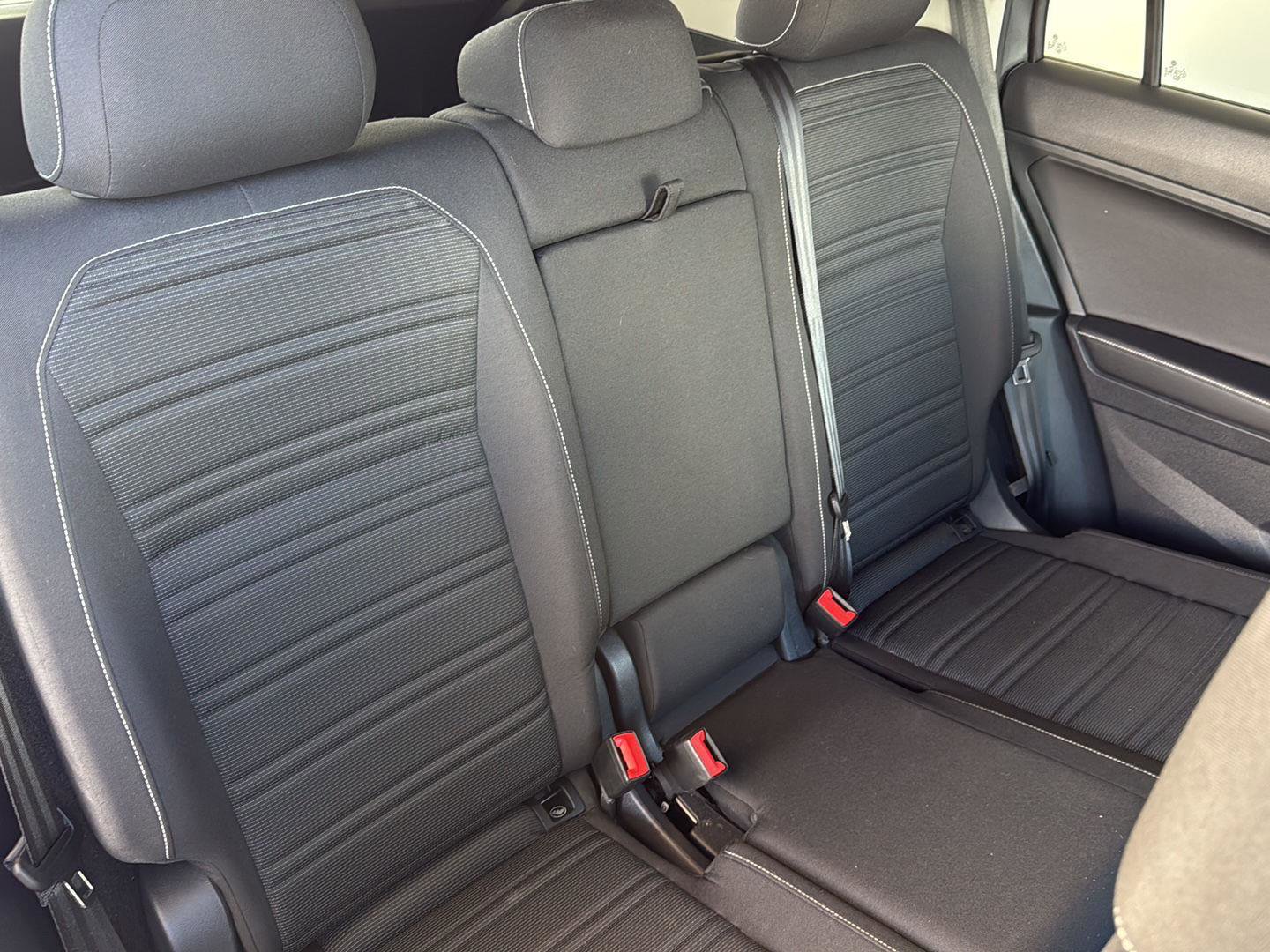 Used 2022 Volkswagen Tiguan S AWD/4WD image 40