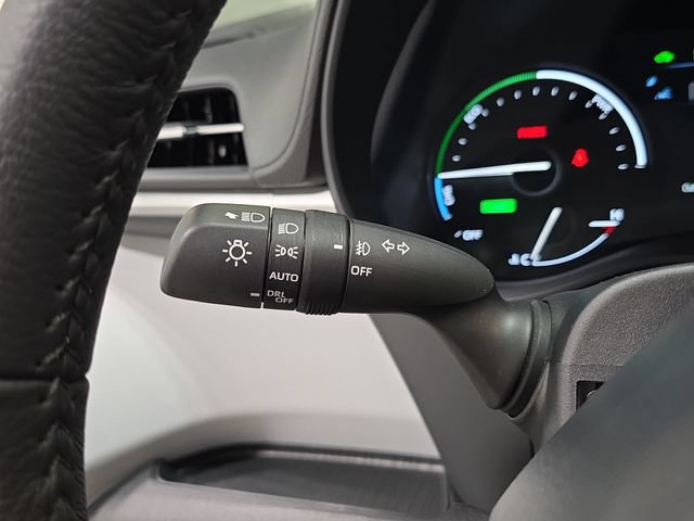 Certified 2026 Toyota Sienna XLE FWD image 21