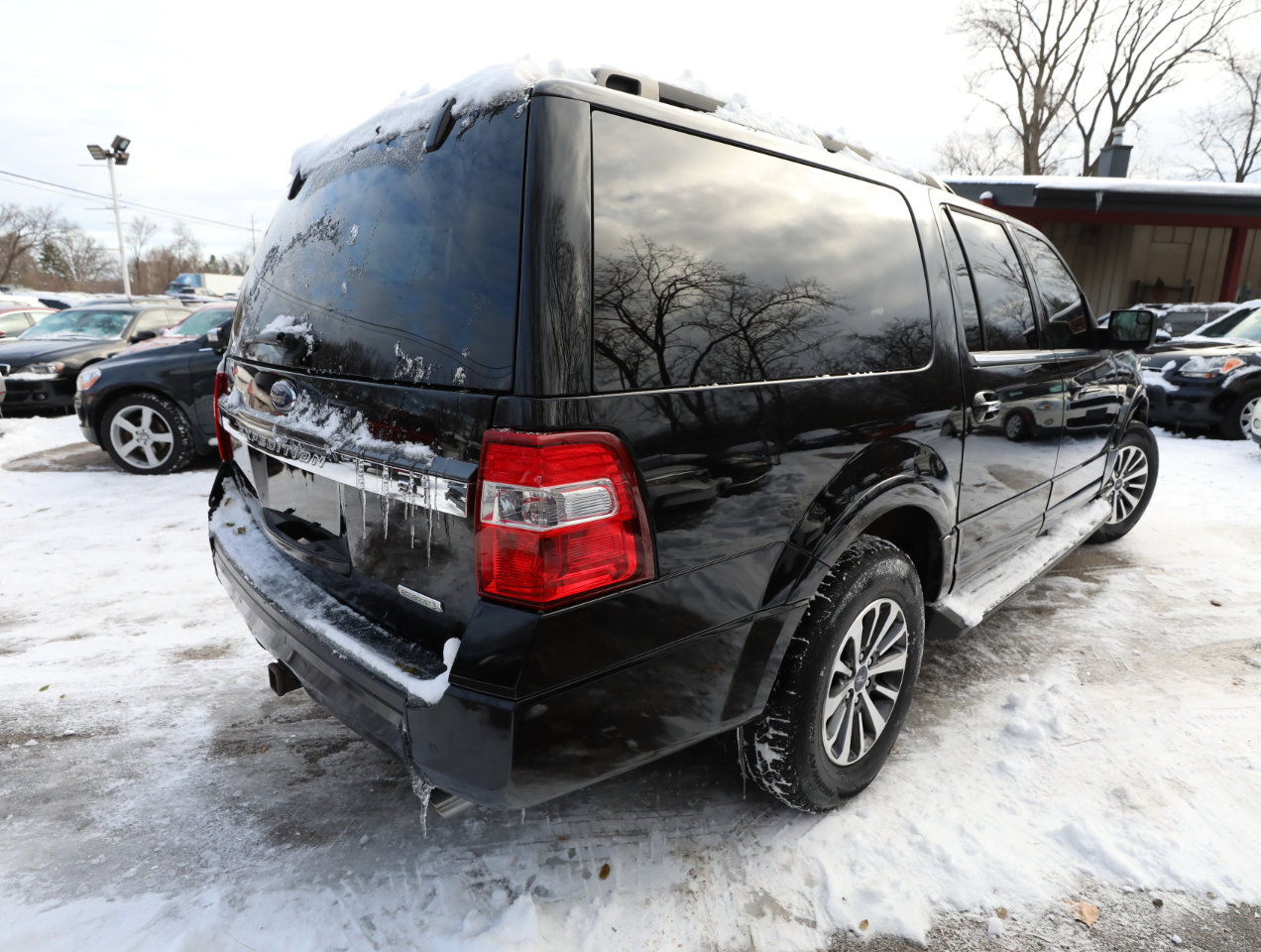 Used 2016 Ford Expedition EL XLT image 6