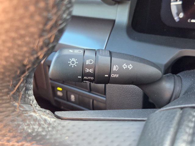 Used 2024 Toyota Tacoma TRD Sport AWD/4WD image 28