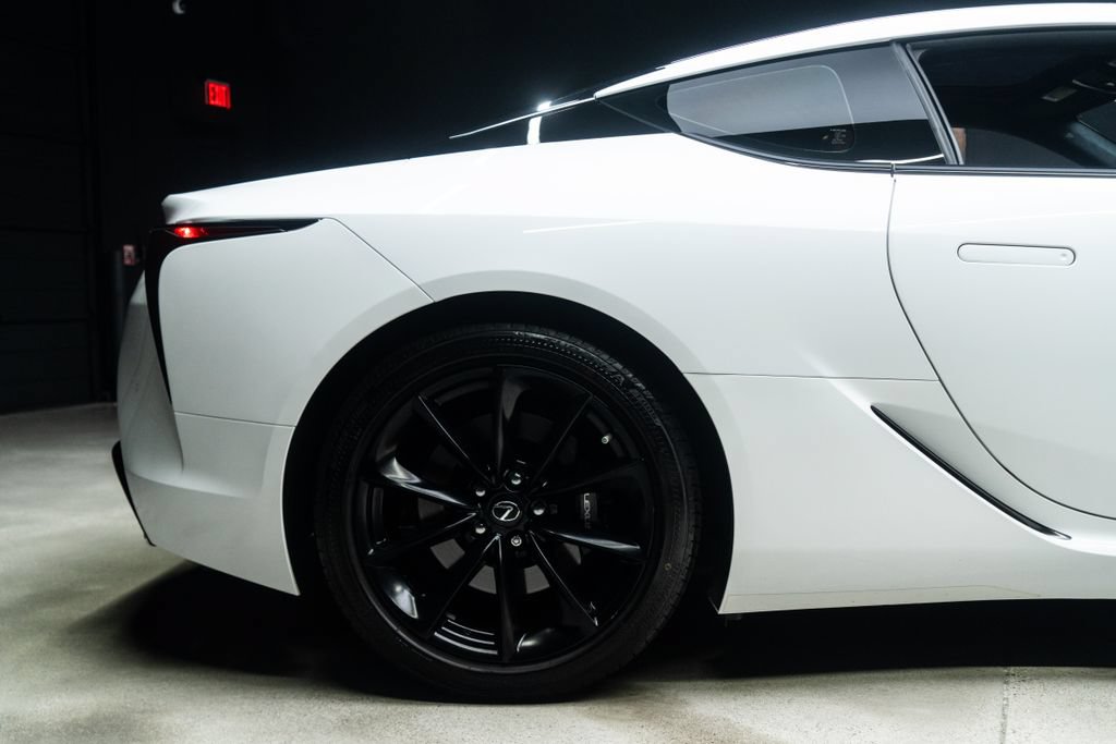 Used 2018 Lexus LC 500 Coupe w/ Touring Package RWD image 12