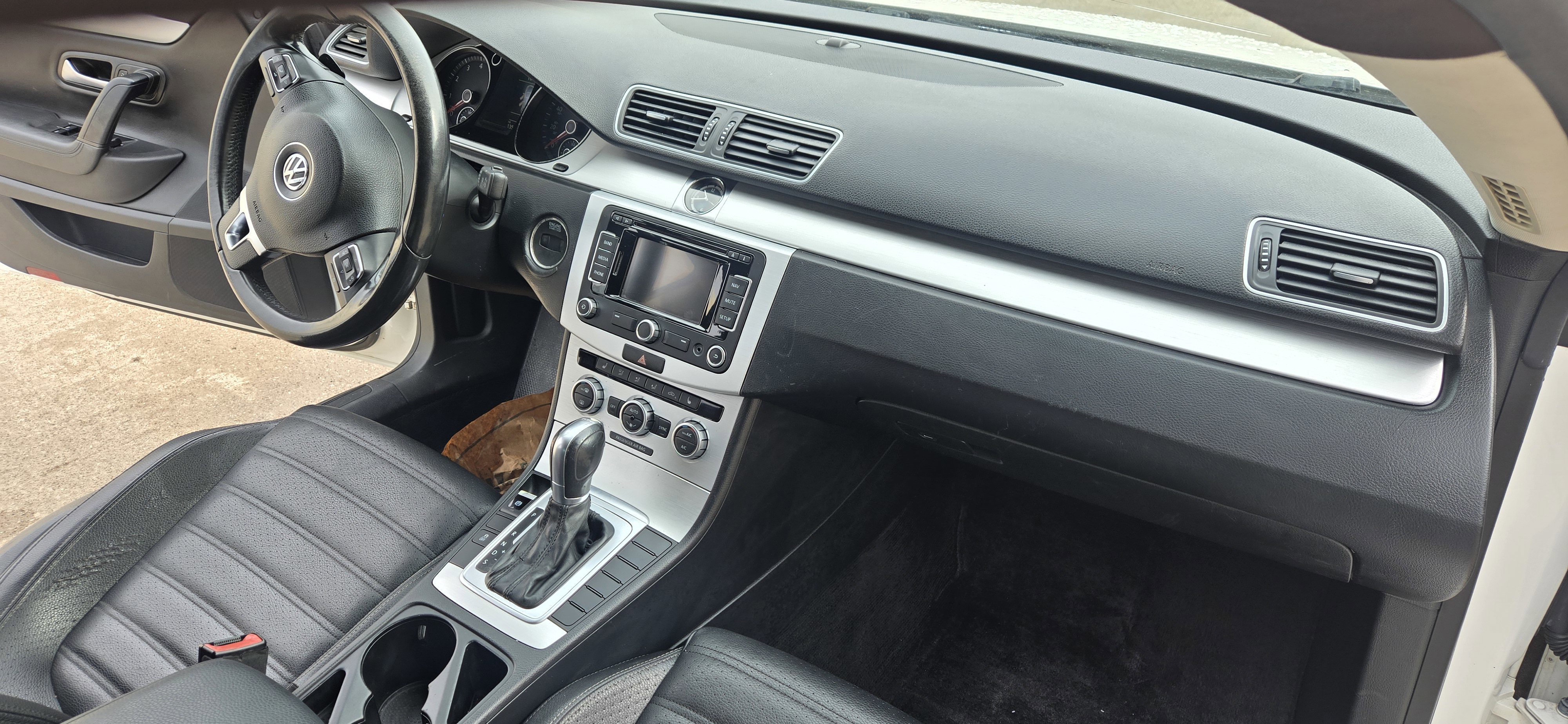 Used 2014 Volkswagen CC R-Line FWD image 26