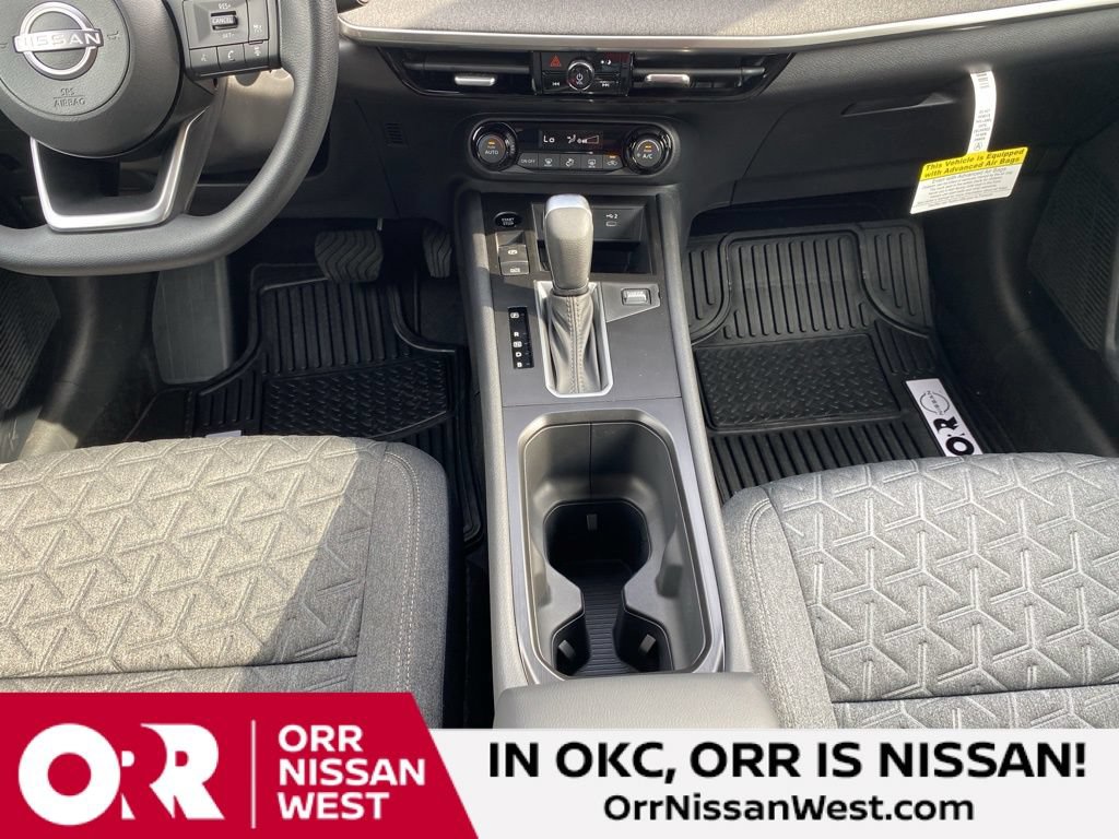 New 2026 Nissan Kicks SV AWD/4WD image 25