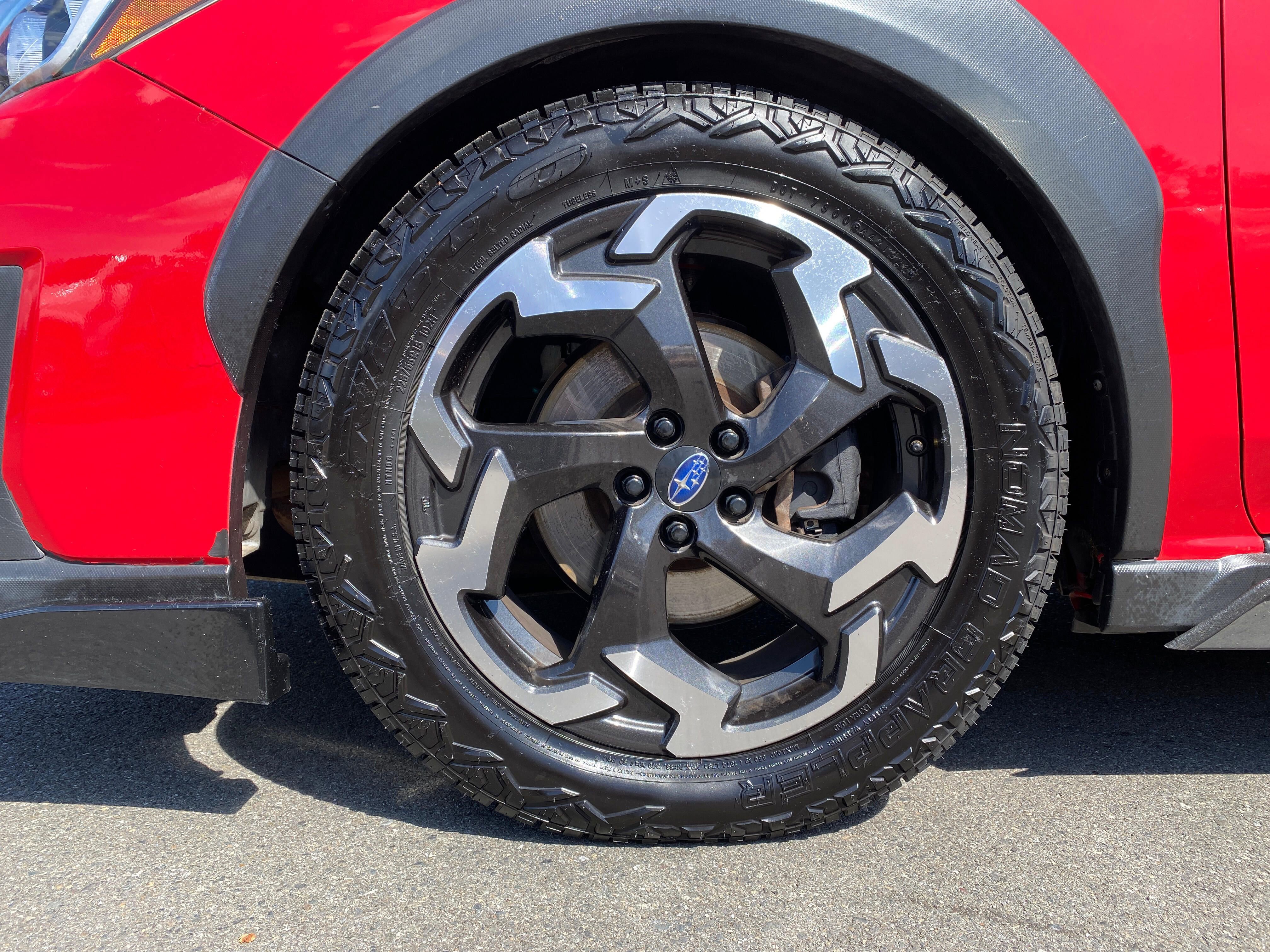 Used 2020 Subaru Crosstrek 2.0i Premium w/ Moonroof Package 2 AWD/4WD image 9