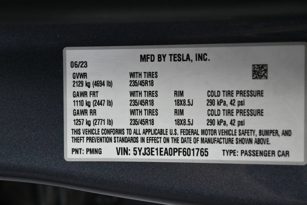 Used 2023 Tesla Model 3 Standard Range RWD image 9