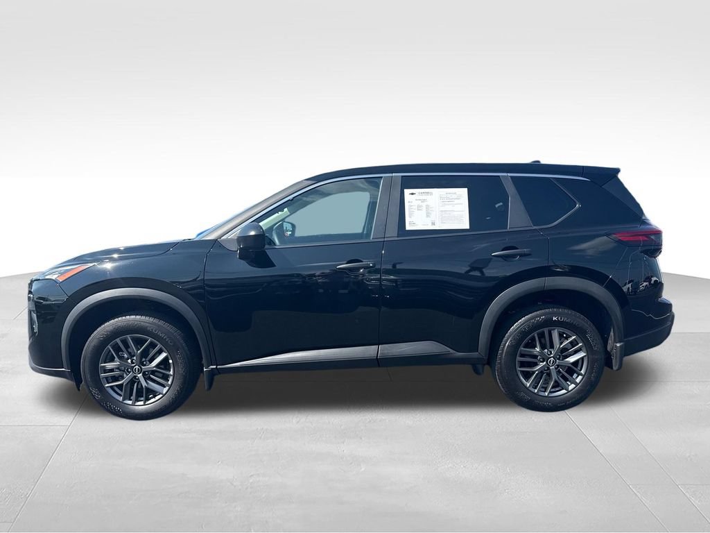 Used 2025 Nissan Rogue S AWD/4WD image 4