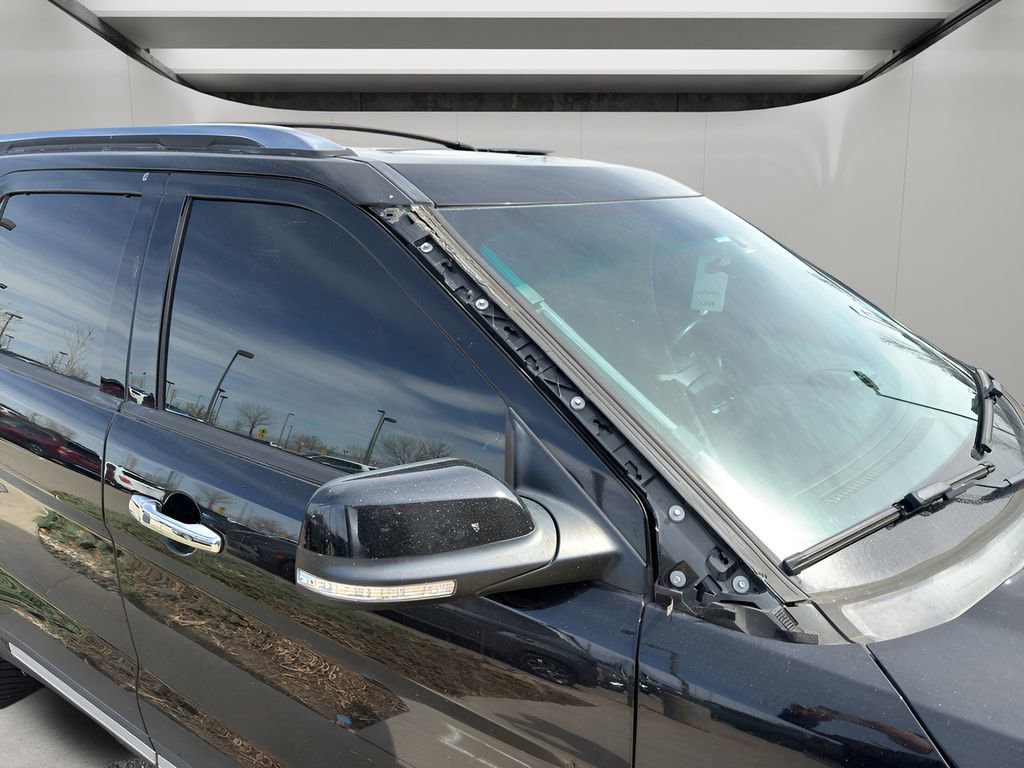 Used 2016 Ford Explorer Limited image 11