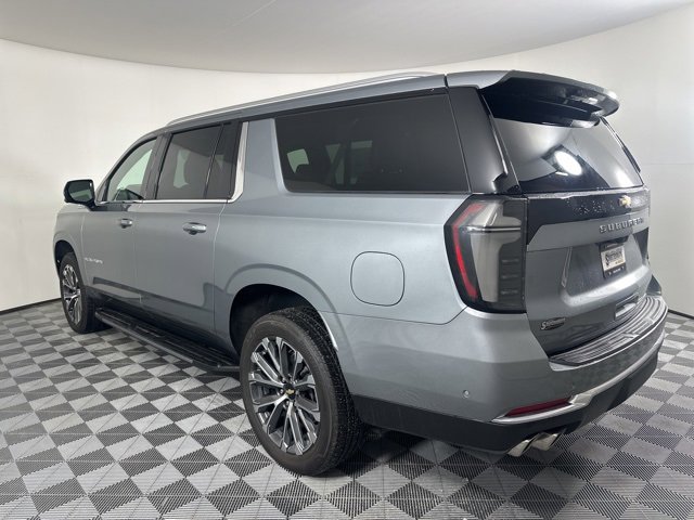 New 2026 Chevrolet Suburban High Country w/ Sun And Tow Package image 4