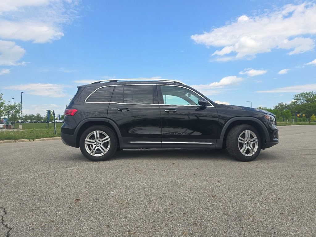 Certified 2023 Mercedes-Benz GLB 250 4MATIC w/ Premium Package image 19