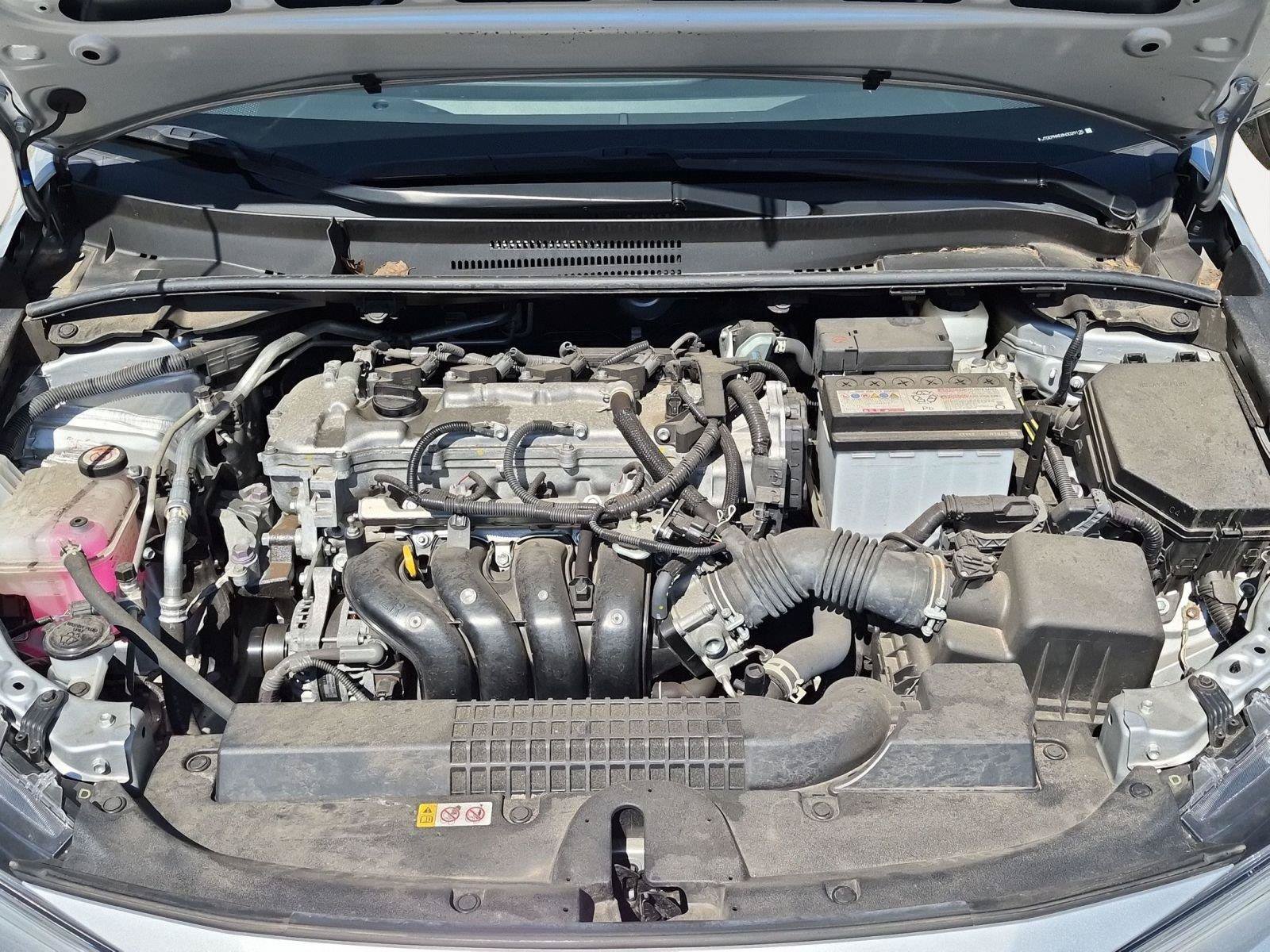 Used 2022 Toyota Corolla LE FWD image 18