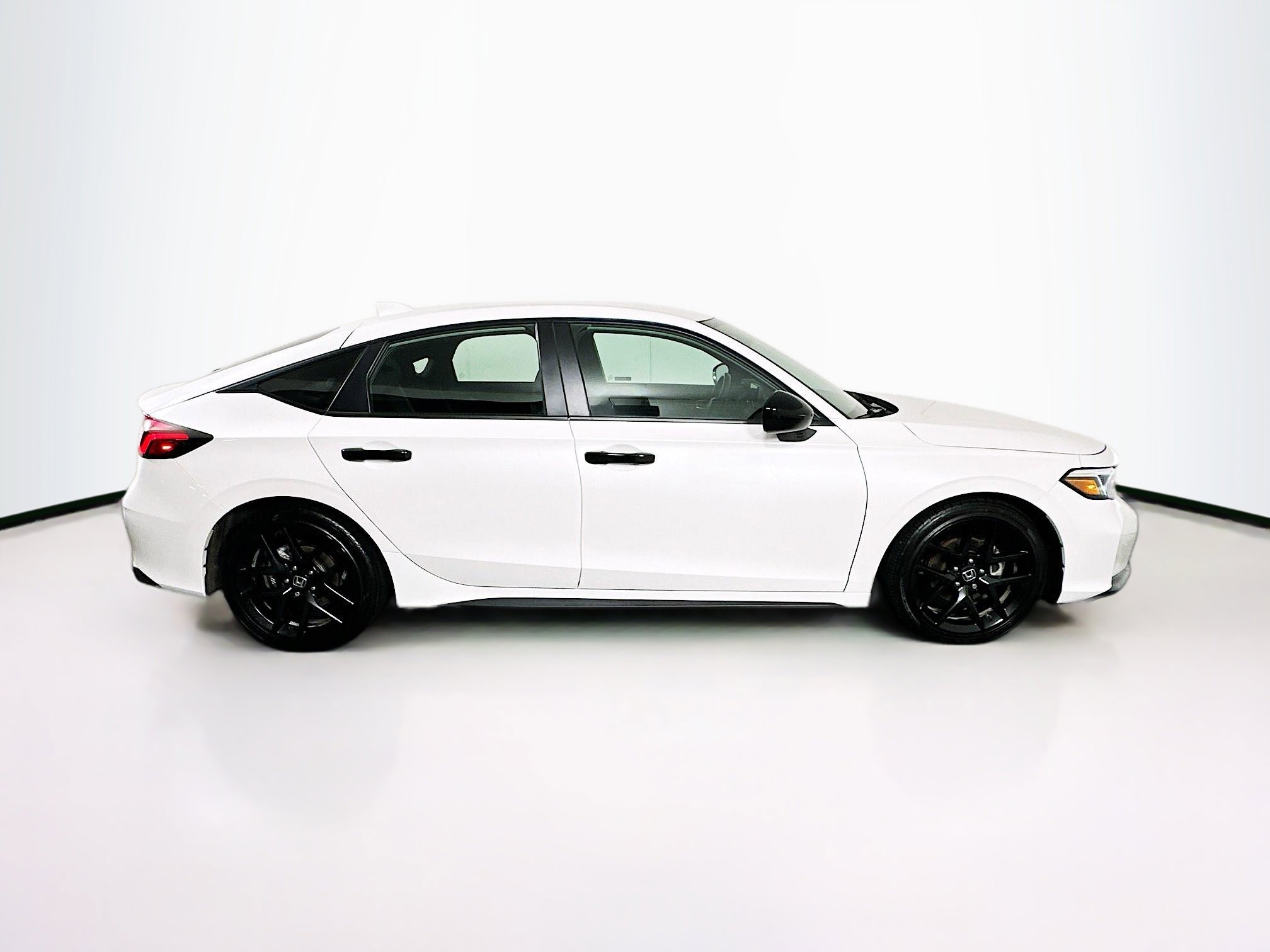 Used 2025 Honda Civic Sport image 10