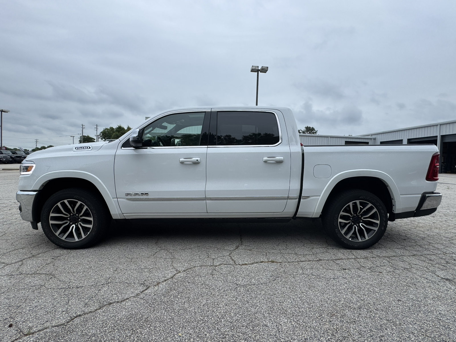Used 2026 RAM 1500 Limited AWD/4WD image 8