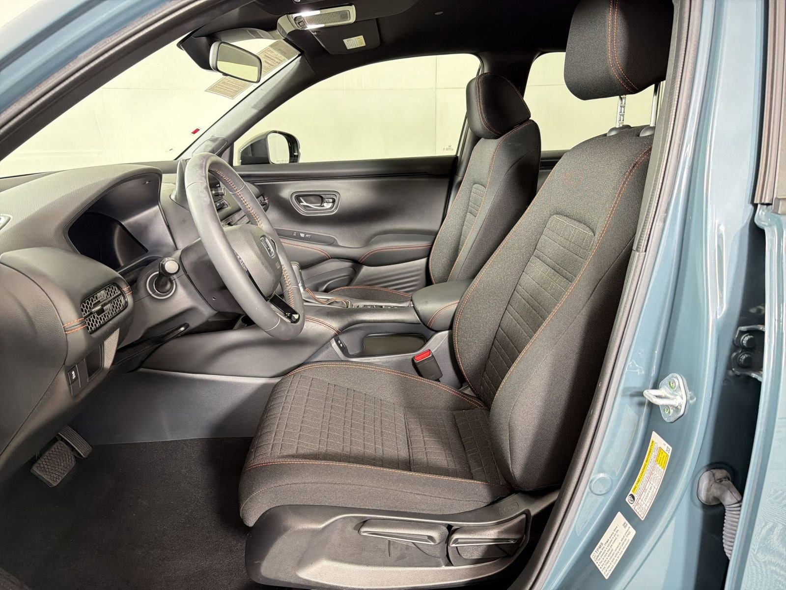 Certified 2025 Honda HR-V Sport image 5