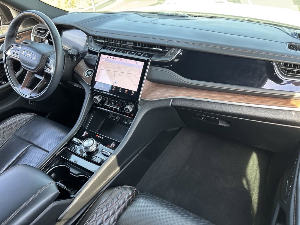 Used 2022 Jeep Grand Cherokee Summit w/ Advanced Protech Group IV image 29
