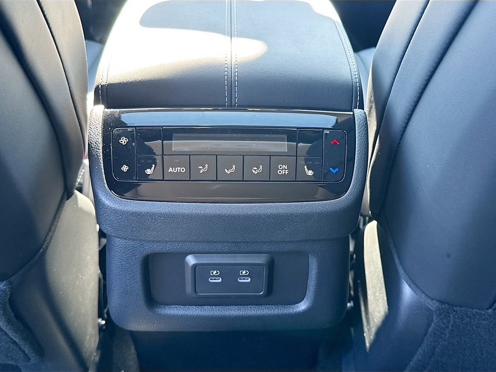 Certified 2026 INFINITI QX60 Luxe w/ Cargo Package image 28