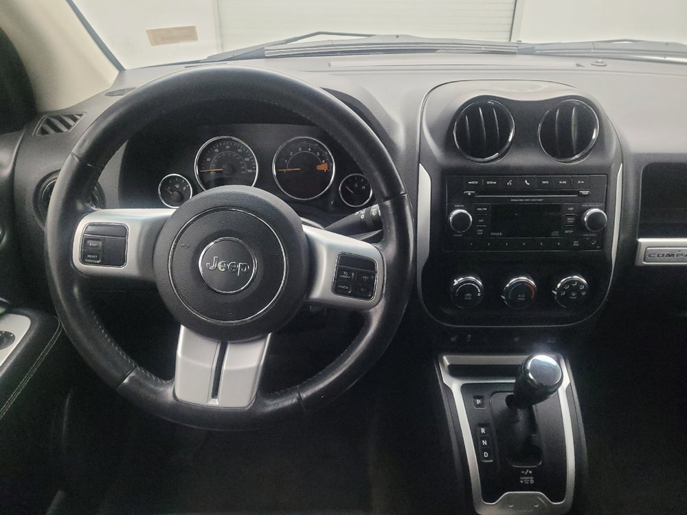 Used 2017 Jeep Compass High Altitude FWD image 22