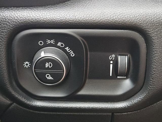 Used 2024 RAM 2500 Big Horn AWD/4WD image 21