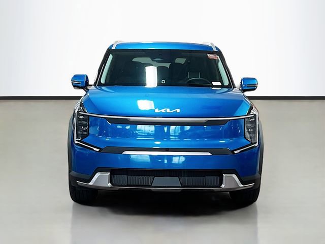 New 2026 Kia EV9 Wind video 2