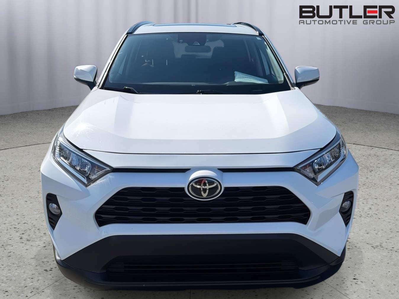 Used 2021 Toyota RAV4 XLE w/ Convenience Package AWD/4WD image 9