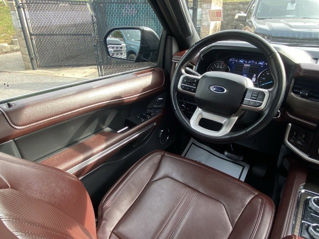 Used 2024 Ford Expedition Max Limited image 37